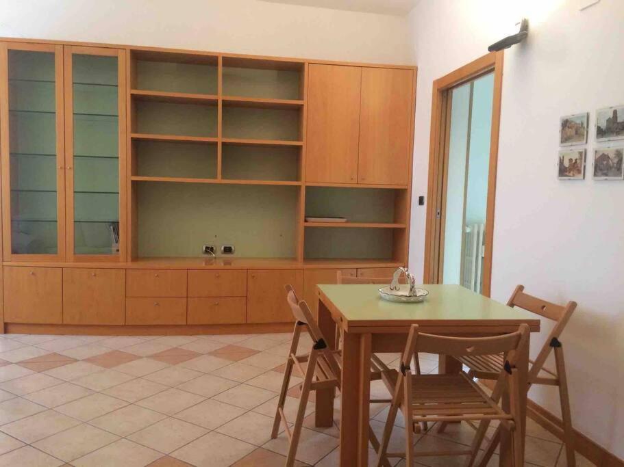 Appartement Super Sunny Penthouse With Terrace à Rome Extérieur photo