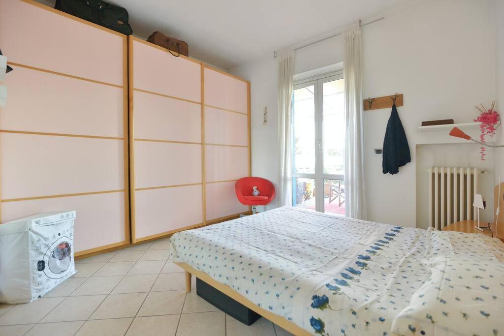 Appartement Super Sunny Penthouse With Terrace à Rome Extérieur photo